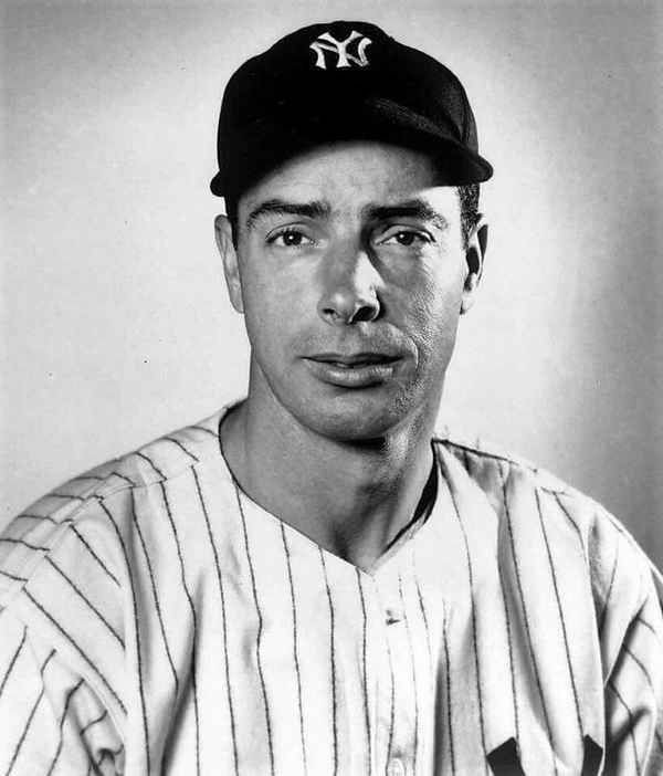 Джо ДиМаджио (Joe DiMaggio) краткая биография бейсболиста